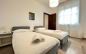 Kibilu - Viale Andrea Doria - Corso Buenos Aires - Porta Venezia - Centro Citta